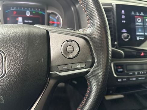 Used 2022 Honda Pilot TrailSport image 16