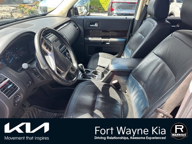 Used 2016 Ford Flex Limited w/ Equipment Group 301A AWD/4WD image 12