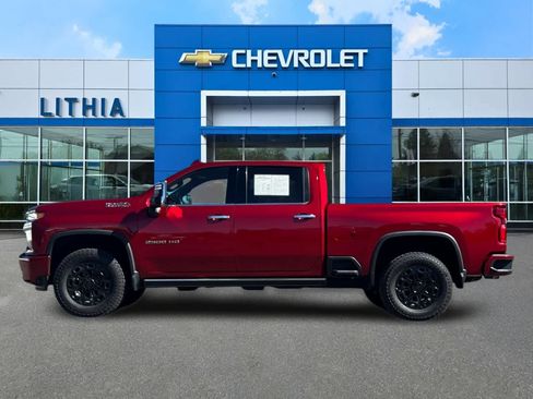 Used 2022 Chevrolet Silverado 2500 High Country w/ Z71 Off-Road Package AWD/4WD image 5