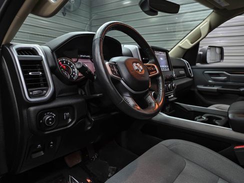 Used 2020 RAM 1500 Big Horn AWD/4WD image 13
