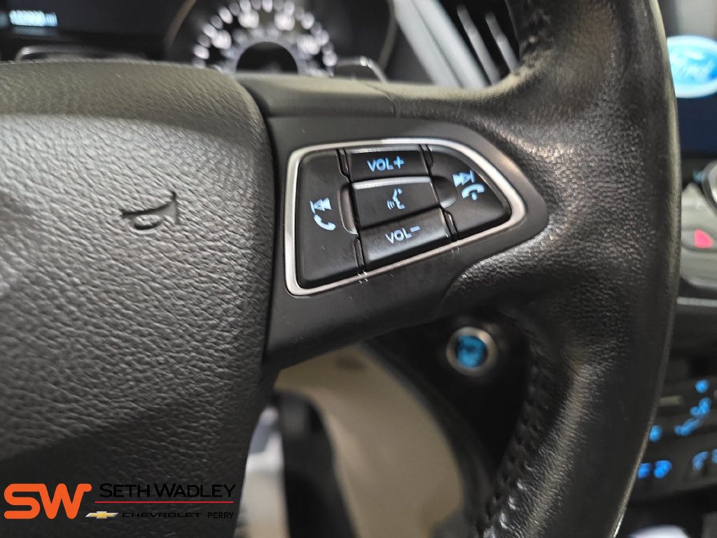 Used 2018 Ford Escape Titanium AWD/4WD image 18