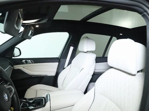 Used 2023 BMW X5 xDrive40i w/ M Sport Package AWD/4WD image 23