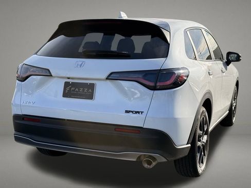 Used 2023 Honda HR-V Sport image 5