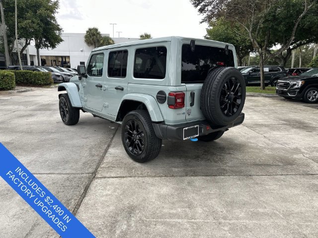 Used 2024 Jeep Wrangler Unlimited Sahara AWD/4WD image 34