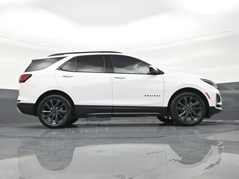 Used 2023 Chevrolet Equinox RS FWD image 31