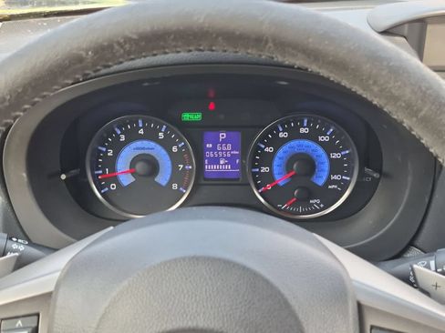 Used 2014 Subaru Crosstrek Touring AWD/4WD image 35