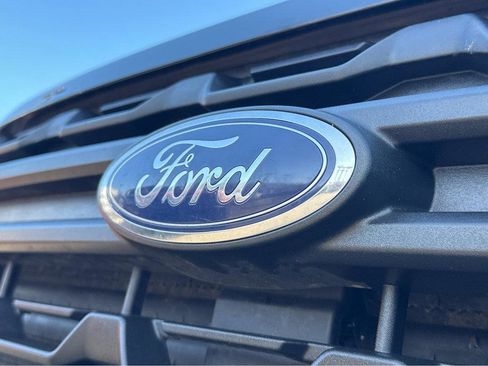 Used 2022 Ford Maverick XL image 39