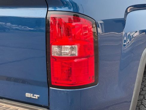 Used 2015 GMC Sierra 1500 SLT w/ SLT Crew Cab Value Package AWD/4WD image 23