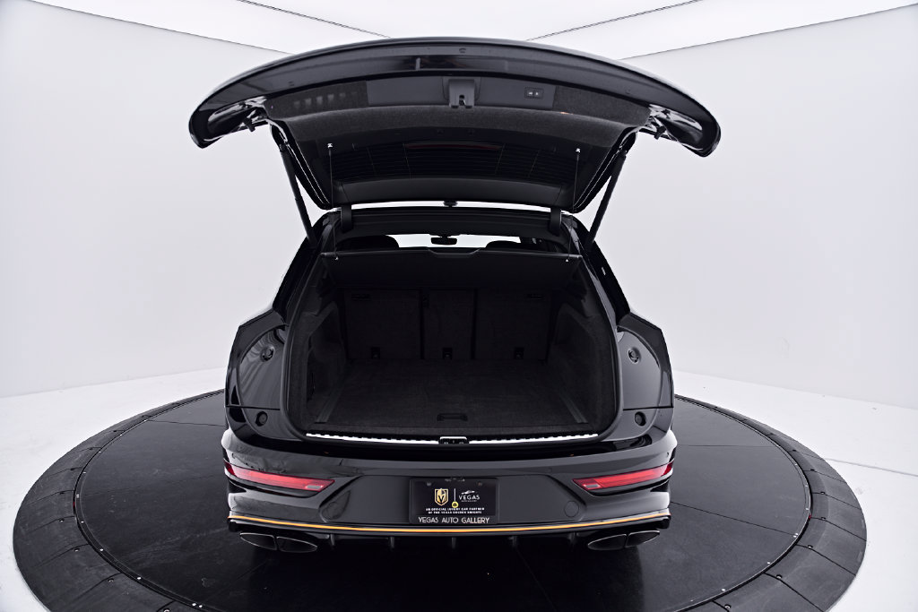 Used 2025 Bentley Bentayga AWD/4WD image 29