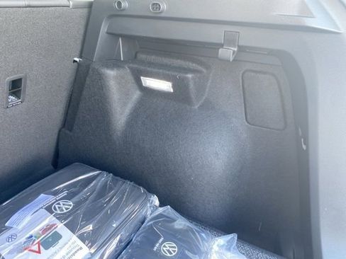 New 2025 Volkswagen Taos SEL AWD/4WD image 61
