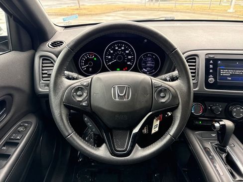 Used 2020 Honda HR-V Sport image 18