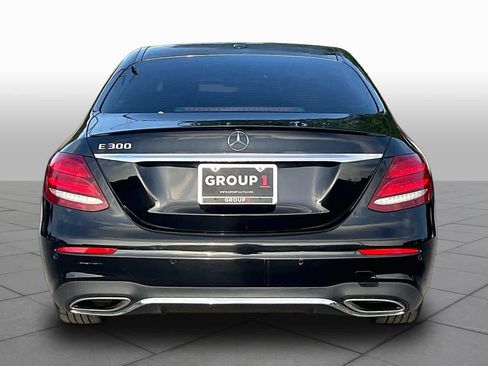 Used 2017 Mercedes-Benz E 300 image 5
