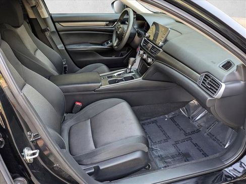 Used 2018 Honda Accord LX image 20