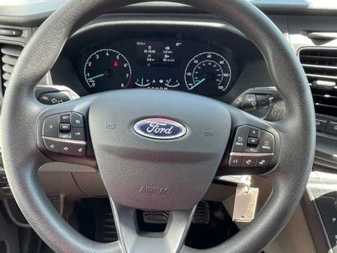 New 2025 Ford Transit 250 148 Medium Roof w/ Load Area Protection Package image 17