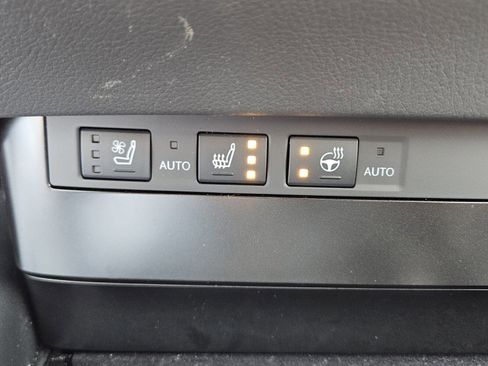 Used 2023 Lexus ES 300h w/ Premium Package FWD image 19