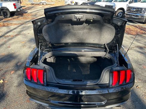Used 2021 Ford Mustang Premium image 23