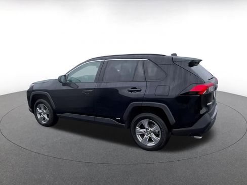 Used 2025 Toyota RAV4 LE image 10
