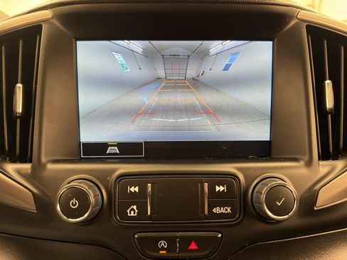 Used 2023 GMC Terrain AT4 w/ Infotainment Package II AWD/4WD image 21