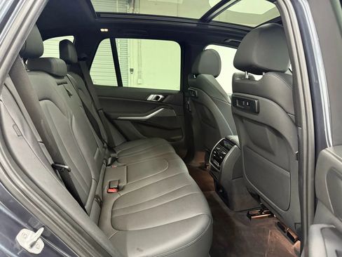 Used 2019 BMW X5 xDrive40i w/ Premium Package 2 AWD/4WD image 43