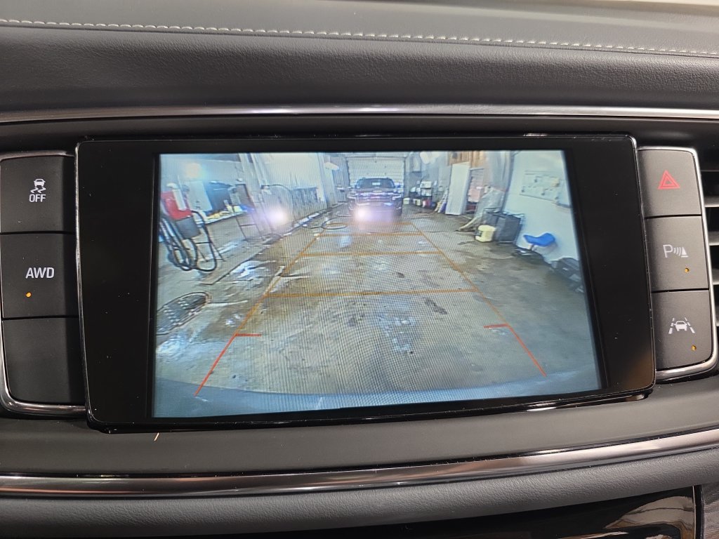 Used 2019 Buick Enclave Premium AWD/4WD image 26