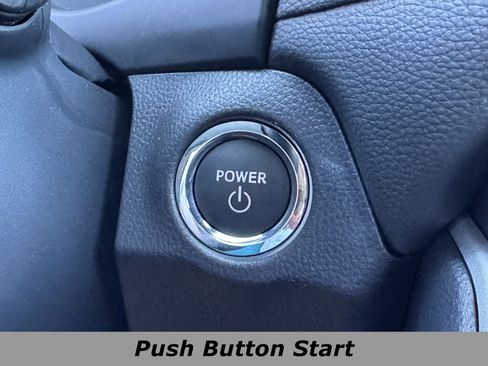 Used 2025 Toyota RAV4 SE image 11