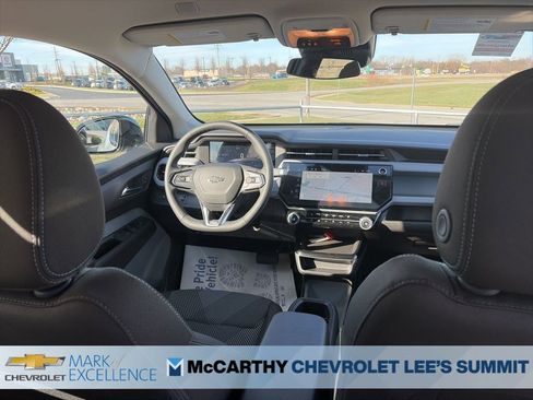 New 2027 Chevrolet Bolt LT w/ Comfort Package image 34
