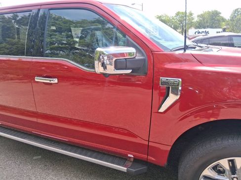 Used 2024 Ford F150 Lariat w/ Tow/Haul Package AWD/4WD image 4