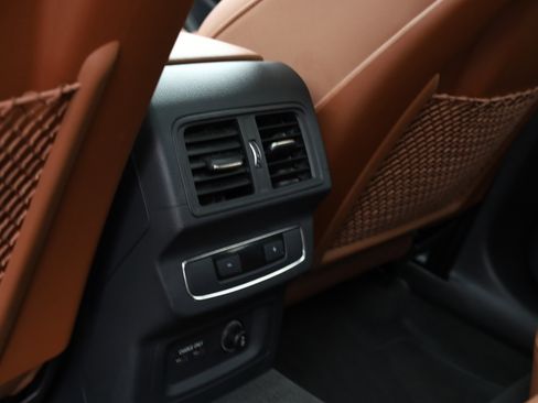 Used 2024 Audi Q5 2.0T Premium Plus image 16