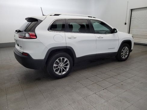 Used 2019 Jeep Cherokee Latitude Plus w/ Cold Weather Group AWD/4WD image 10
