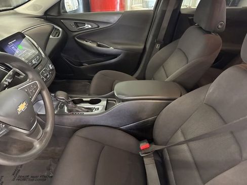 Used 2023 Chevrolet Malibu LS FWD image 30