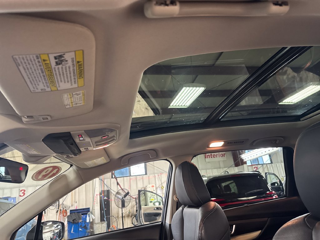 Used 2019 Subaru Ascent Limited AWD/4WD image 13