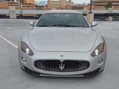 Used 2010 Maserati GranTurismo Coupe RWD image 3