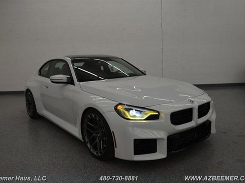Used 2023 BMW M2 w/ Lighting Package image 6