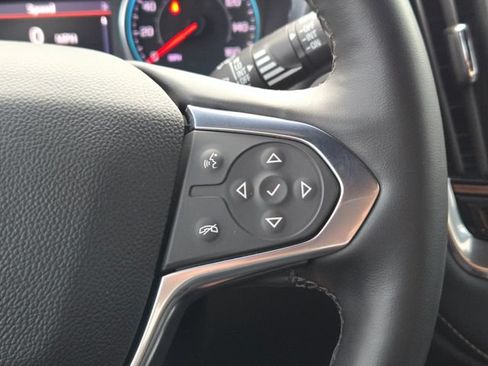 Used 2023 Chevrolet Traverse LT w/ Rear Camera Mirror Package AWD/4WD image 29