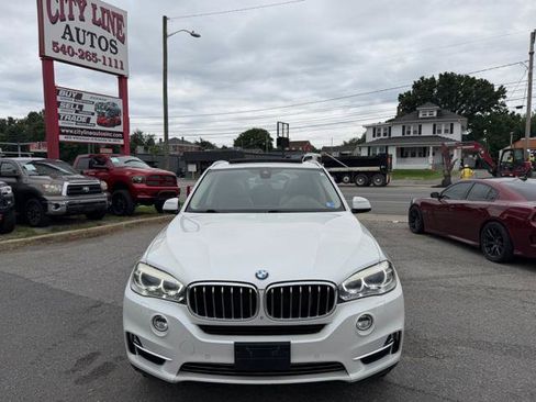 Used 2015 BMW X5 xDrive35i w/ Premium Package AWD/4WD image 3