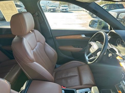 Used 2022 Audi Q5 2.0T Prestige image 11