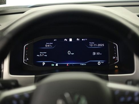 Used 2020 Volkswagen Atlas Cross Sport SEL Premium image 14