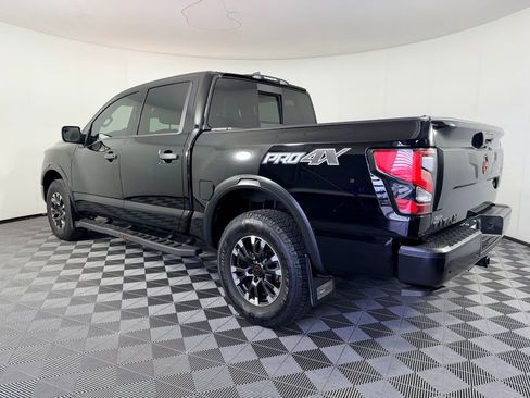 Used 2023 Nissan Titan PRO-4X w/ Pro-4x Convenience Package image 8