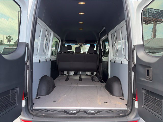 Used 2026 Mercedes-Benz Sprinter 2500 image 8