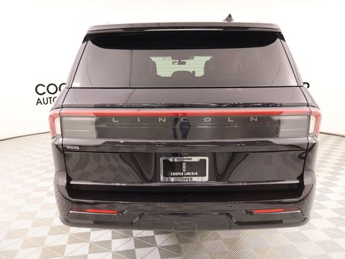 New 2026 Lincoln Navigator L Black Label image 23