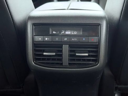 Used 2023 MAZDA CX-9 Touring Plus AWD/4WD image 28