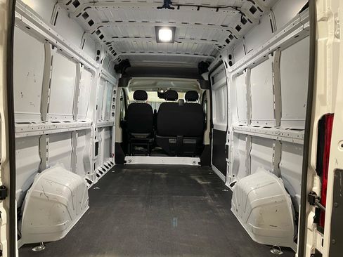 Used 2022 RAM ProMaster 2500 FWD image 11