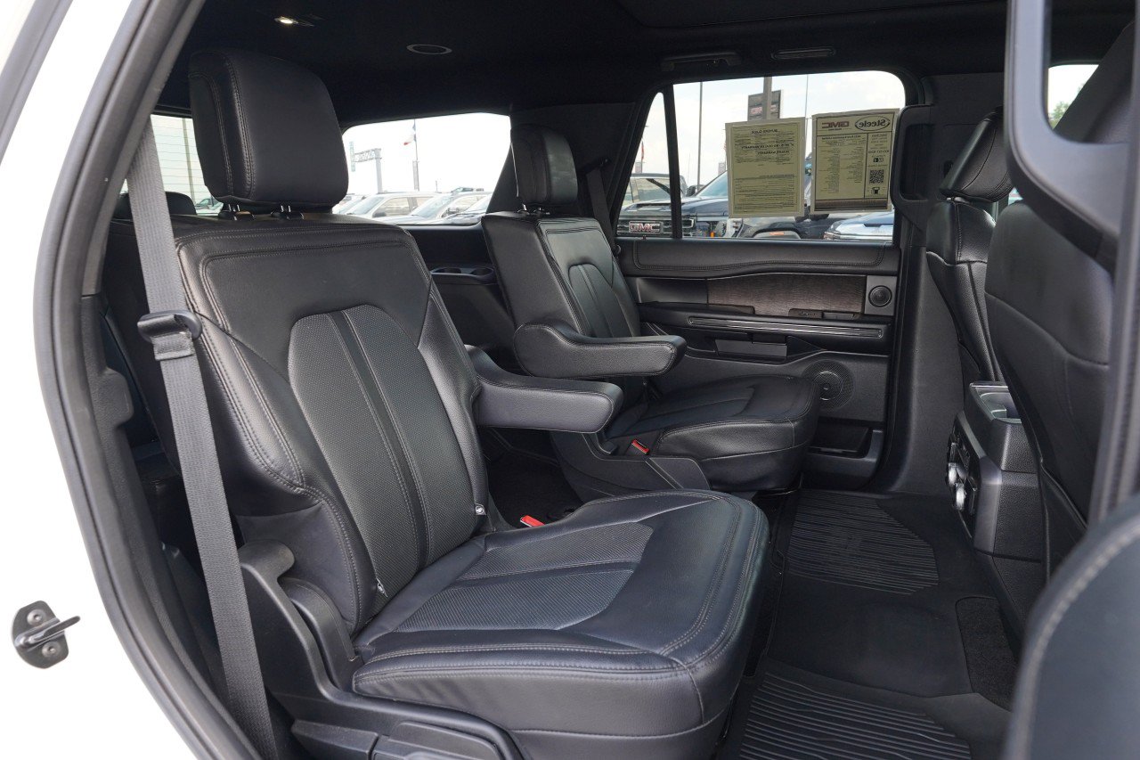 Used 2021 Ford Expedition Limited RWD image 25