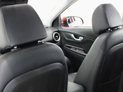 Used 2023 Hyundai Kona Limited AWD/4WD image 36
