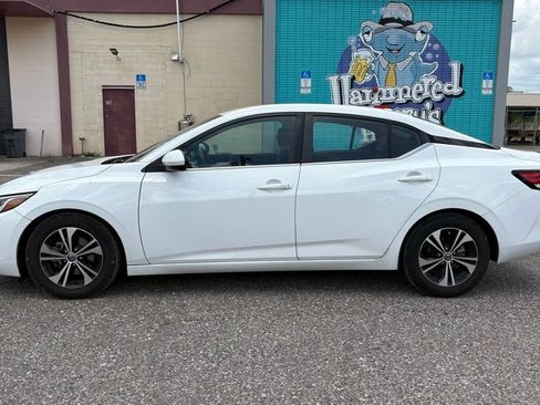 Used 2022 Nissan Sentra SV FWD image 6