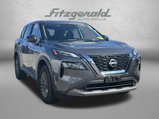 Used 2023 Nissan Rogue S video 1