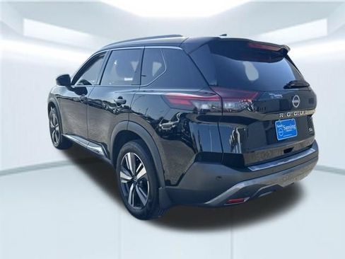 Used 2023 Nissan Rogue SL FWD image 8