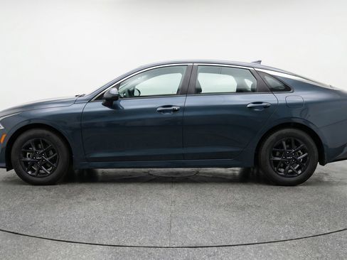 Used 2025 Kia K5 LXS FWD image 5