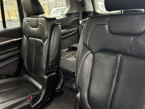 Used 2021 Jeep Grand Cherokee L Limited image 51