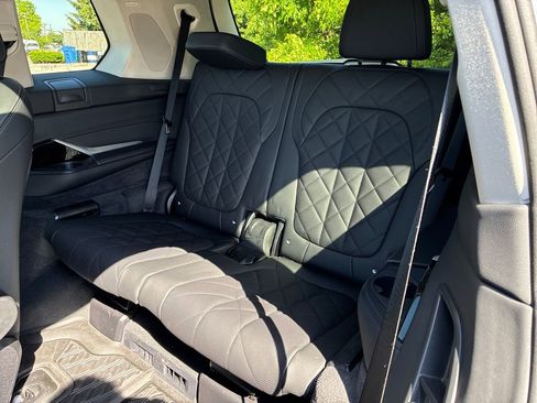 Used 2025 BMW X7 xDrive40i w/ Executive Package AWD/4WD image 22